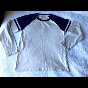 Gap boy’s long sleeve shirt
